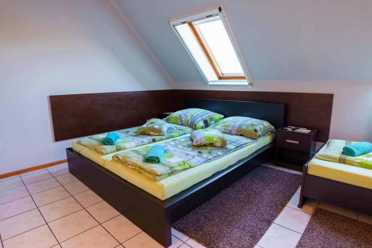 Aranyhíd Vendégház Makó Exterior foto